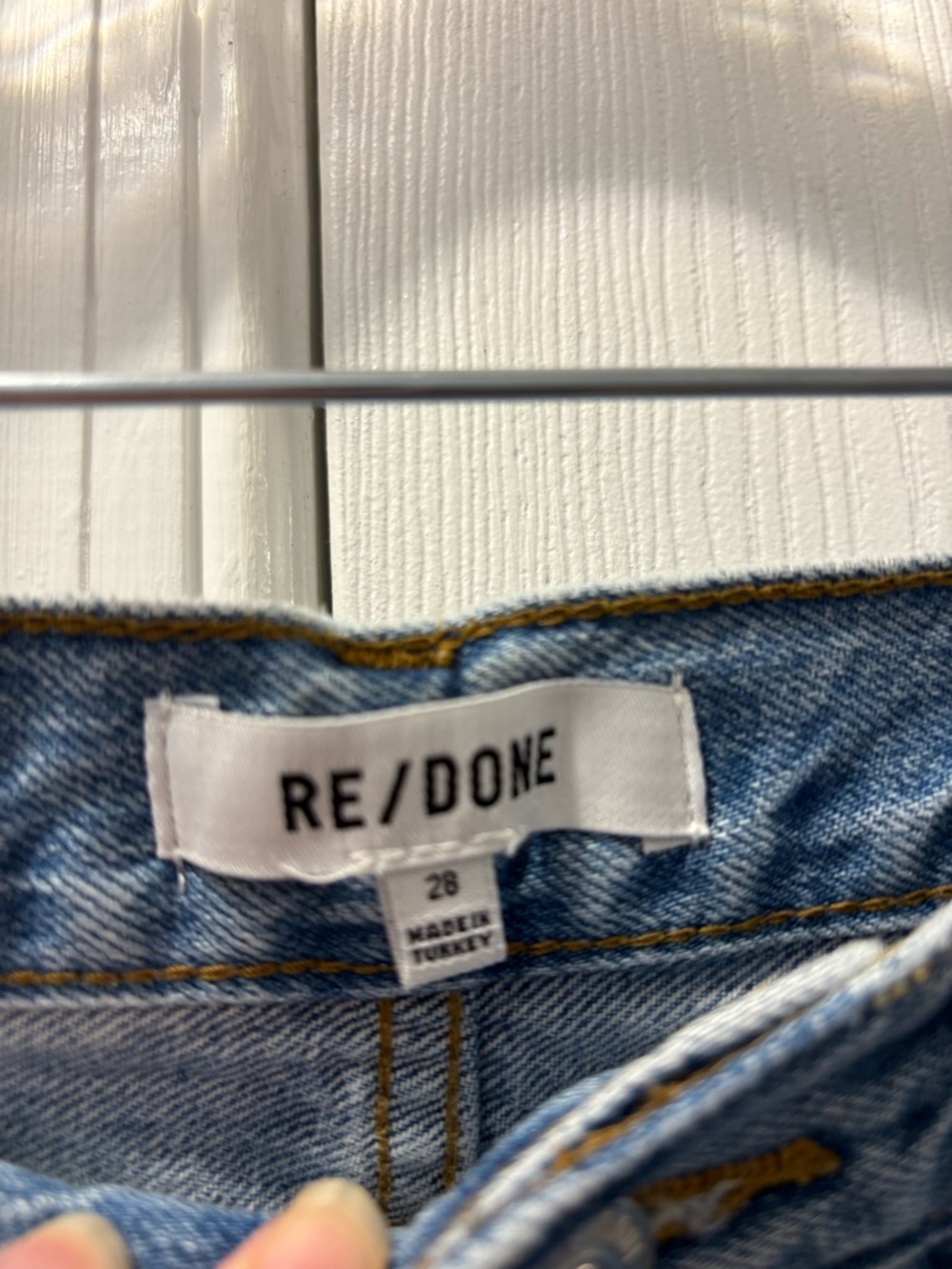 Re/Done Comfort Stretch High Rise Stove Pipe Jean Mid 70s Wash Size 28 - Picture 6 of 7